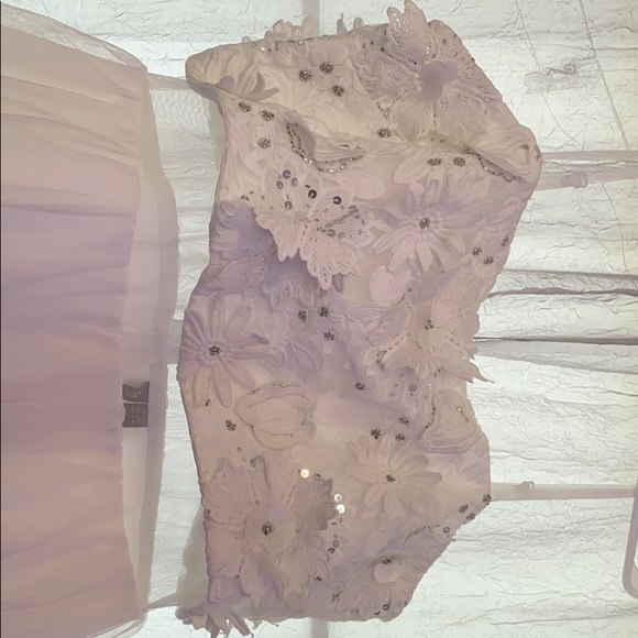 Dress - Picture 2 of 2